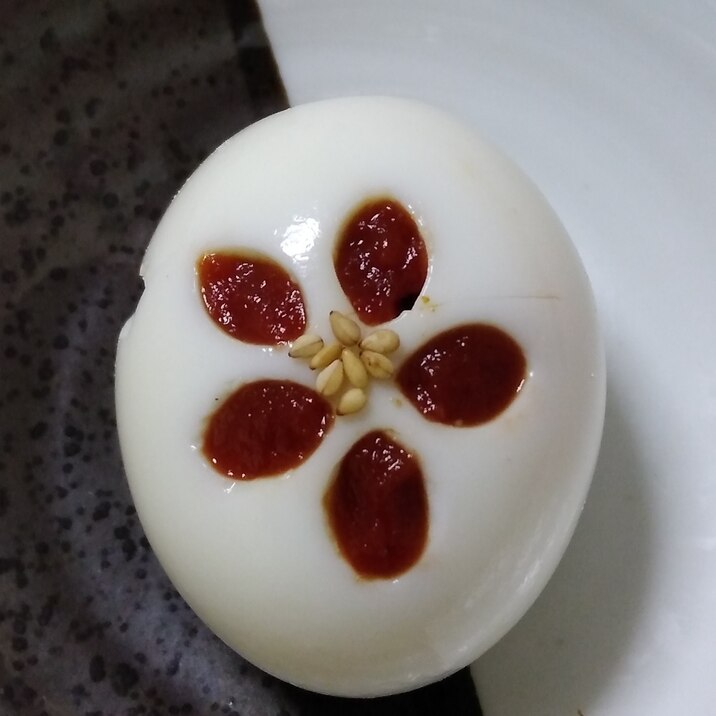 お弁当に 赤いお花模様のゆで卵 キャラ弁 レシピ 作り方 By Mrtem 楽天レシピ お弁当に 赤いお花模様のゆで卵 キャラ弁 レシピ 作り方 By Mrtem 楽天レシピ